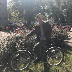 Meet your Posher, Alex